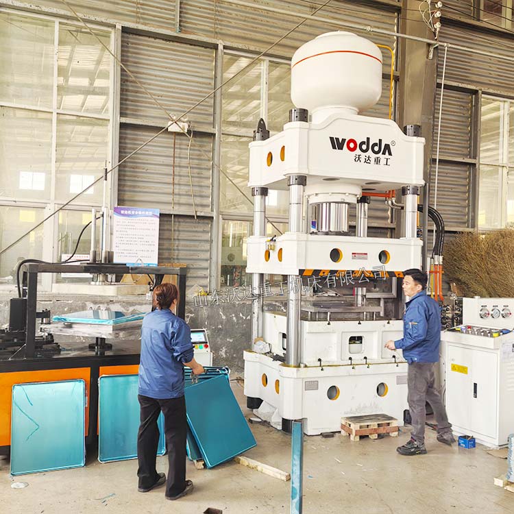 315噸四柱拉伸液壓機