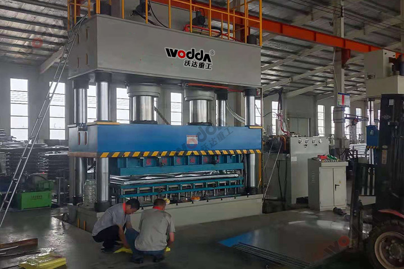 1000噸不銹鋼水箱板拉伸液壓機_1000T雙缸四柱拉伸機 1000噸不銹鋼水箱板拉伸液壓機_1000T雙缸四柱拉伸機