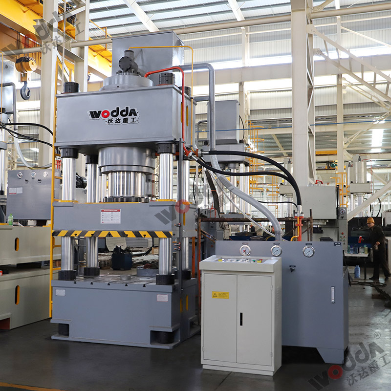 630噸四柱拉伸液壓機 630噸四柱拉伸液壓機