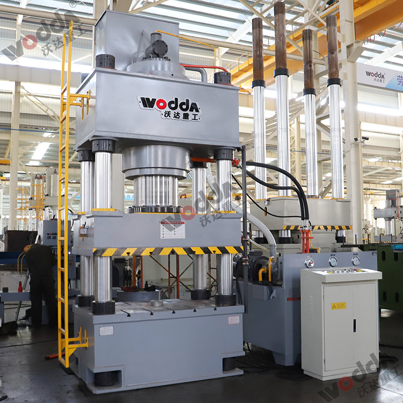 630噸四柱拉伸液壓機 630噸四柱拉伸液壓機