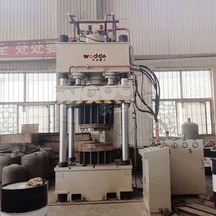 315噸封頭液壓機