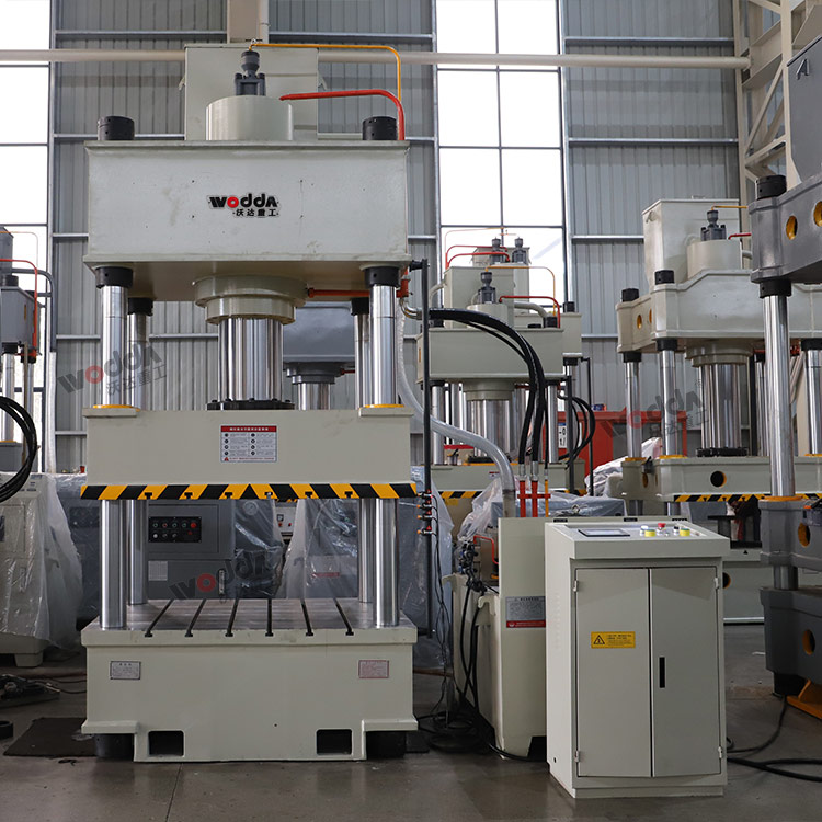 315噸四柱液壓機(jī) 315噸四柱液壓機(jī)