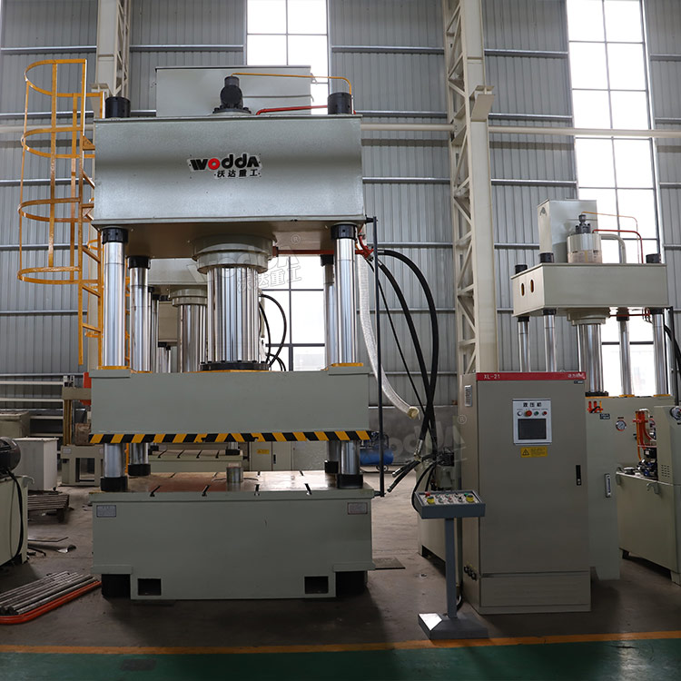 500噸灰斗車成型液壓機 500噸灰斗車成型液壓機