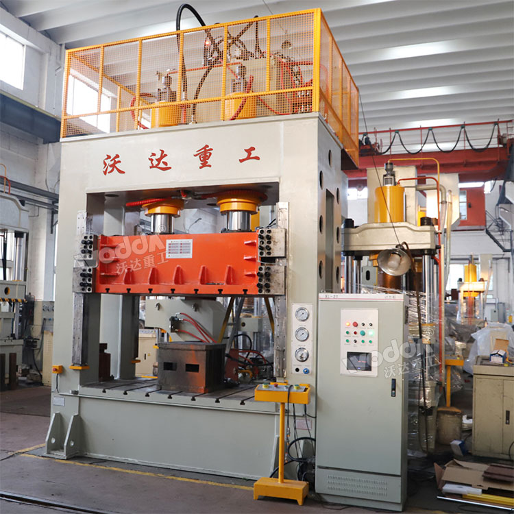 400噸框架式油壓機(jī) 400噸框架式油壓機(jī)